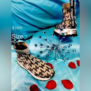 I only used them 3 times, they are semi-new, very comfortable and beautiful.